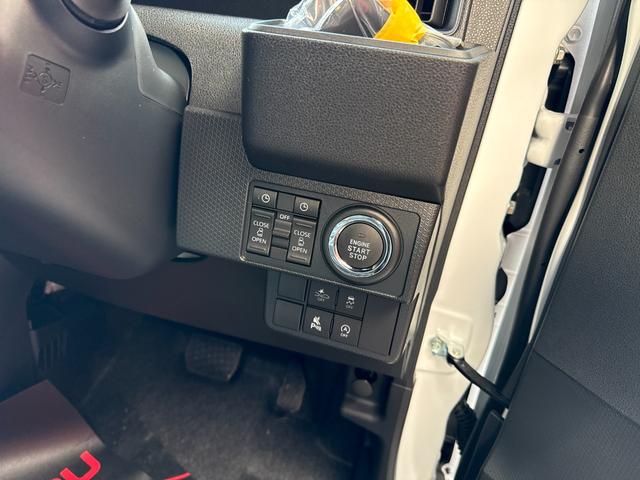 タント カスタムＲＳ　８インチナビ　フルセグ　バックカメラ　両側パワースライド　スマートキー　スマートアシスト　ＬＥＤ　シートヒーター　クルーズコントロール　純正アルミ　ＥＴＣ（8枚目）