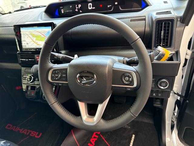 タント カスタムＲＳ　８インチナビ　フルセグ　バックカメラ　両側パワースライド　スマートキー　スマートアシスト　ＬＥＤ　シートヒーター　クルーズコントロール　純正アルミ　ＥＴＣ（9枚目）