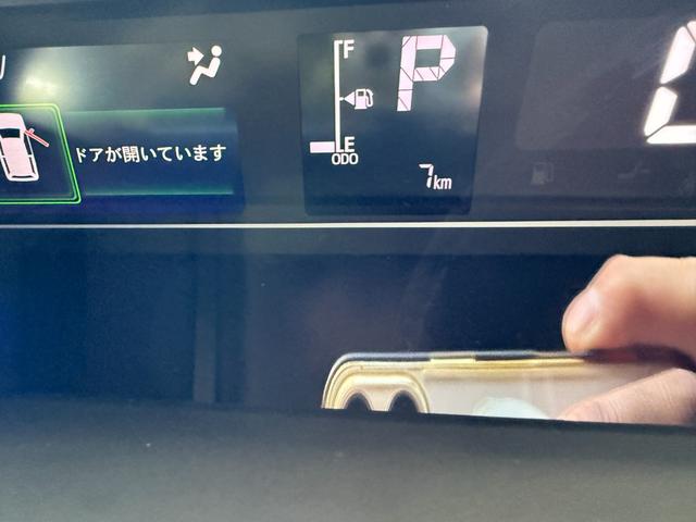 タント カスタムＸリミテッド　８インチナビ　フルセグ　バックカメラ　両側パワースライド　スマートキー　スマートアシスト　ＬＥＤ　シートヒーター　クルーズコントロール　純正アルミ　ＥＴＣ（10枚目）