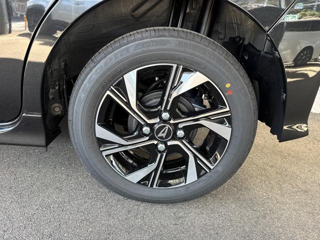 タント カスタムＸリミテッド　８インチナビ　フルセグ　バックカメラ　両側パワースライド　スマートキー　スマートアシスト　ＬＥＤ　シートヒーター　クルーズコントロール　純正アルミ　ＥＴＣ（22枚目）