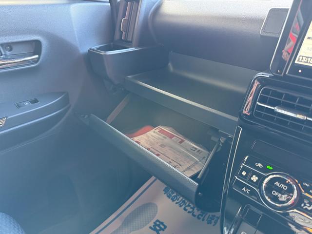 タント カスタムＸリミテッド　８インチナビ　フルセグ　バックカメラ　両側パワースライド　スマートキー　スマートアシスト　ＬＥＤ　シートヒーター　クルーズコントロール　純正アルミ　ＥＴＣ（16枚目）