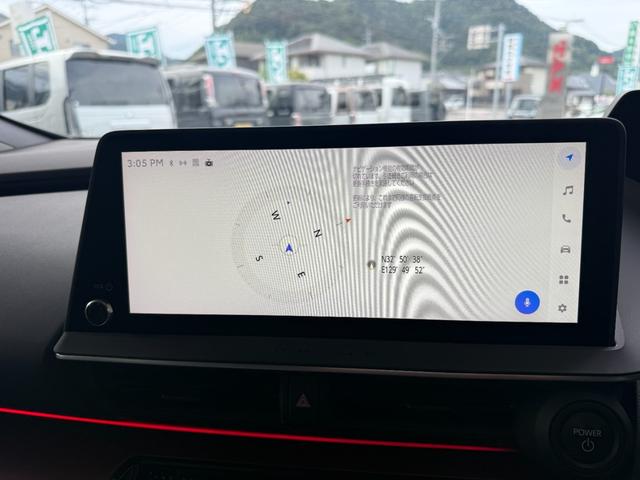 プリウス Z ディスプレイオーディオ パノラミックビューモニター スマートキー セーフティセンス デジタルミラー パワーゲート パワーシート レザーシート LED ETC BSM 純正アルミ シートベンチレーション(13枚目)