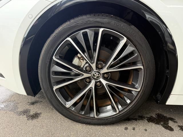 プリウス Z ディスプレイオーディオ パノラミックビューモニター スマートキー セーフティセンス デジタルミラー パワーゲート パワーシート レザーシート LED ETC BSM 純正アルミ シートベンチレーション(28枚目)