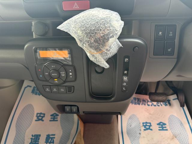 エブリイ Jリミテッド 8インチナビ フルセグ スマートキー 両側パワースライド セーフティサポート LED シートヒーター(12枚目)