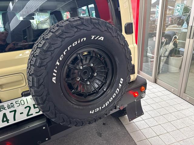 ジムニーノマド FC ダムド little.D 9インチナビ フルセグ セーフティサポート スマートキー シートヒーター クルーズコントロール カンタービレ15インチアルミ ナンバー移設キット LED BFグッドリッチ(21枚目)