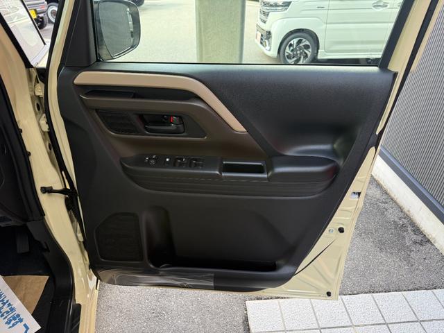 スペーシア ハイブリッドＸ　８インチナビ　フルセグ　スマートキー　シートヒーター　セーフティサポート　両側パワースライド　ＬＥＤ（7枚目）