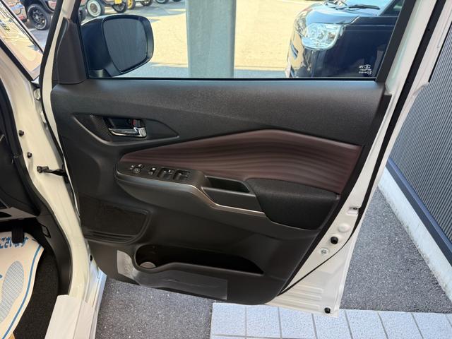 ソリオバンディット ハイブリッドＭＶ　９インチナビ　フルセグ　全方位カメラ　両側パワースライド　スマートキー　セーフティサポート　シートヒーター　クルーズコントロール　ヘッドアップディスプレイ　純正アルミ　ＬＥＤ　ＢＳＭ（7枚目）