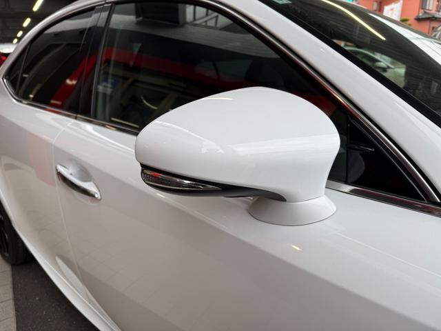 ＩＳ ＩＳ３００ｈ　Ｆスポーツ　純正ナビ　フルセグ　バックカメラ　スマートキー　パワーシート　シートヒーター　ＥＴＣ　レーダークルーズ　プリクラッシュセーフティ　ＬＥＤ　純正アルミ（20枚目）