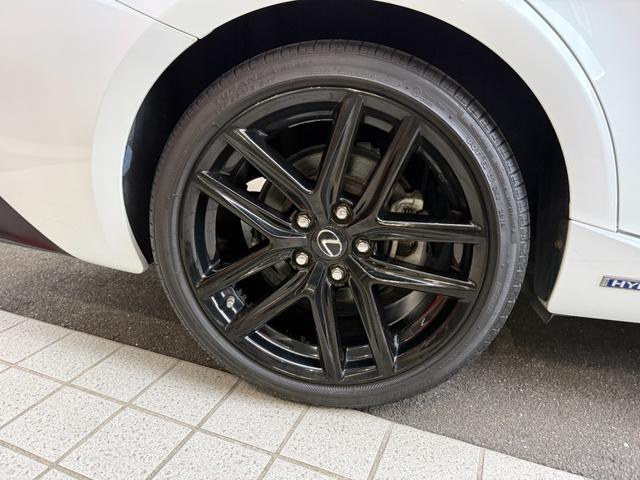 ＩＳ ＩＳ３００ｈ　Ｆスポーツ　純正ナビ　フルセグ　バックカメラ　スマートキー　パワーシート　シートヒーター　ＥＴＣ　レーダークルーズ　プリクラッシュセーフティ　ＬＥＤ　純正アルミ（22枚目）