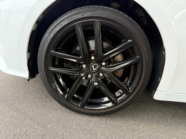 ＩＳ ＩＳ３００ｈ　Ｆスポーツ　純正ナビ　フルセグ　バックカメラ　スマートキー　パワーシート　シートヒーター　ＥＴＣ　レーダークルーズ　プリクラッシュセーフティ　ＬＥＤ　純正アルミ（25枚目）