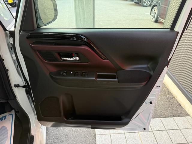 スペーシアカスタム ハイブリッドXS 8インチナビ フルセグ 両側パワースライド セーフティサポート 両側パワースライド スマートキー シートヒーター 純正アルミ LED ヘッドアップディスプレイ クルーズコントロール ハンドルヒーター(7枚目)