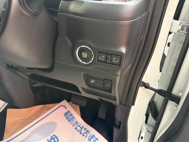 スペーシアカスタム ハイブリッドＸＳ　８インチナビ　フルセグ　両側パワースライド　セーフティサポート　両側パワースライド　スマートキー　シートヒーター　純正アルミ　ＬＥＤ　ヘッドアップディスプレイ　クルーズコントロール　ハンドルヒーター（8枚目）