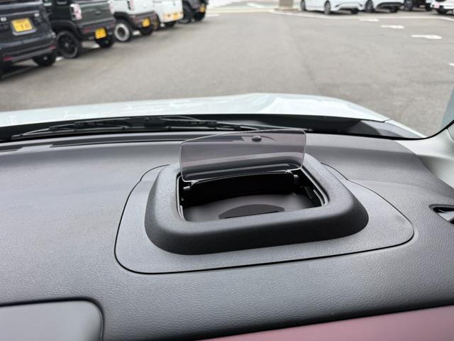 スペーシアカスタム ハイブリッドＸＳ　８インチナビ　フルセグ　両側パワースライド　セーフティサポート　両側パワースライド　スマートキー　シートヒーター　純正アルミ　ＬＥＤ　ヘッドアップディスプレイ　クルーズコントロール　ハンドルヒーター（12枚目）