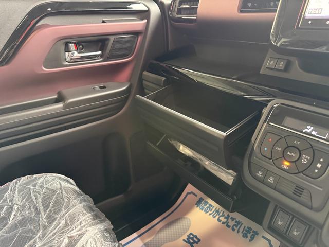 スペーシアカスタム ハイブリッドＸＳ　８インチナビ　フルセグ　両側パワースライド　セーフティサポート　両側パワースライド　スマートキー　シートヒーター　純正アルミ　ＬＥＤ　ヘッドアップディスプレイ　クルーズコントロール　ハンドルヒーター（17枚目）