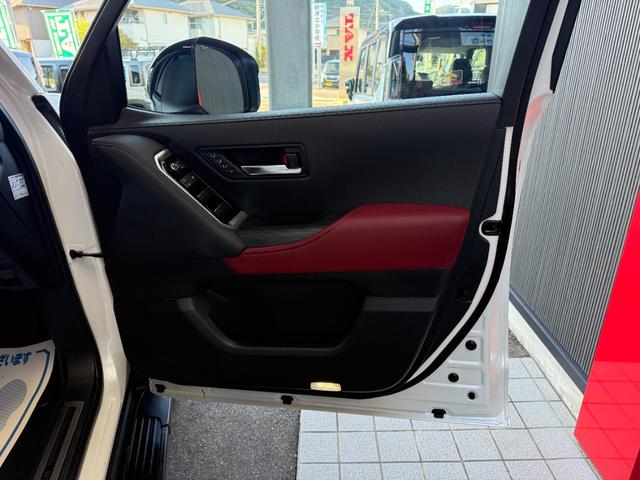 ランドクルーザー GRスポーツ ディスプレイオーディオPlus ルーフレール サンルーフ スマートキー パノラミックビューモニター ドラレコ ETC JBLサウンド シートベンチレーション パワーゲート メモリーパワーシート LED(7枚目)