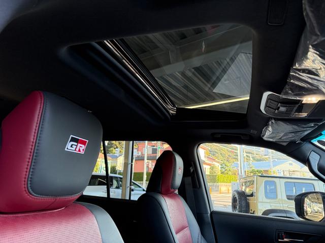 ランドクルーザー GRスポーツ ディスプレイオーディオPlus ルーフレール サンルーフ スマートキー パノラミックビューモニター ドラレコ ETC JBLサウンド シートベンチレーション パワーゲート メモリーパワーシート LED(14枚目)