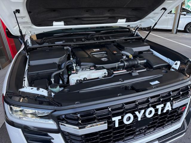 ランドクルーザー GRスポーツ ディスプレイオーディオPlus ルーフレール サンルーフ スマートキー パノラミックビューモニター ドラレコ ETC JBLサウンド シートベンチレーション パワーゲート メモリーパワーシート LED(28枚目)