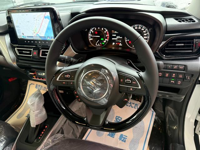 フロンクス ベースグレード 9インチナビ フルセグ 全方位カメラ スマートキー シートヒーター セーフティサポート ヘッドアップディスプレイ クルーズコントロール ワイヤレス充電 LED 純正アルミ(9枚目)