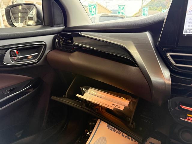 フロンクス ベースグレード 9インチナビ フルセグ 全方位カメラ スマートキー シートヒーター セーフティサポート ヘッドアップディスプレイ クルーズコントロール ワイヤレス充電 LED 純正アルミ(16枚目)