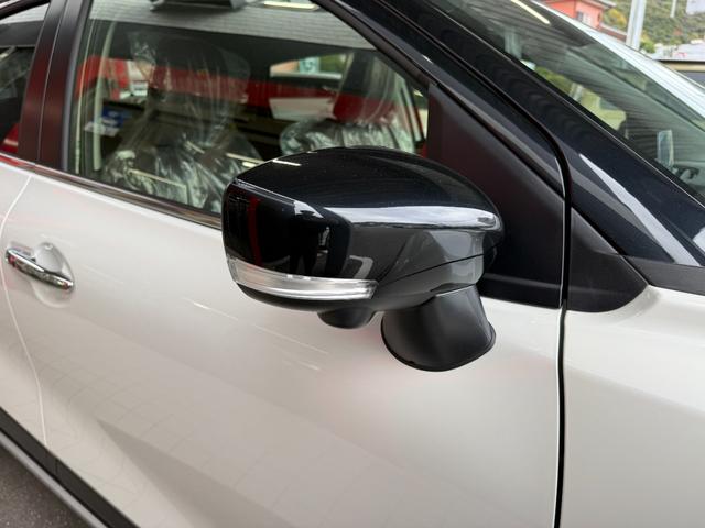 フロンクス ベースグレード 9インチナビ フルセグ 全方位カメラ スマートキー シートヒーター セーフティサポート ヘッドアップディスプレイ クルーズコントロール ワイヤレス充電 LED 純正アルミ(20枚目)