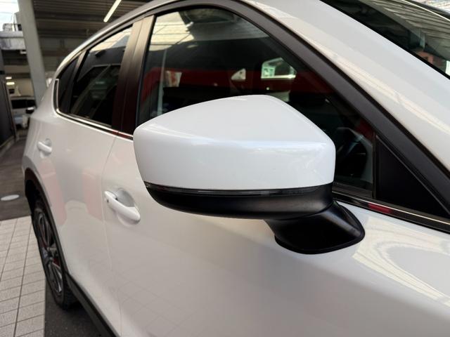 ＣＸ－５ ＸＤ　プロアクティブ　純正ナビ　フルセグ　スマートキー　バックカメラ　サイドカメラ　シートヒーター　メモリーパワーシート　ステアリングヒーター　ＥＴＣ　ＬＥＤ　純正アルミ（20枚目）