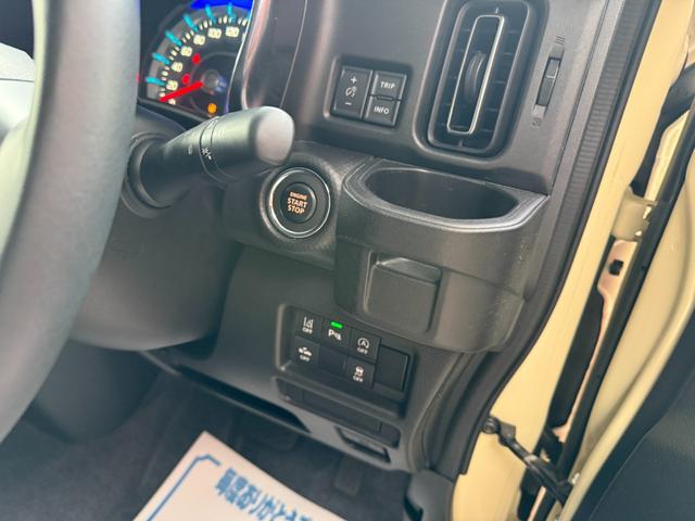 ハスラー Ｊスタイル　８インチナビ　フルセグ　バックカメラ　スマートキー　シートヒーター　セーフティサポート　ルーフレール　純正アルミ　ＥＴＣ　ドライブレコーダー（8枚目）