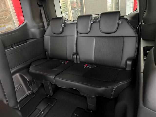 ステップワゴン ｅＨＥＶスパーダプレミアムラインブラックエディション　１１．４インチナビ　フルセグ　フリップダウンモニター　バックカメラ　両側パワースライド　ホンダセンシング　スマートキー　シートヒーター　ＬＥＤ　パワーゲート　クルーズコントロール　純正アルミ（7枚目）