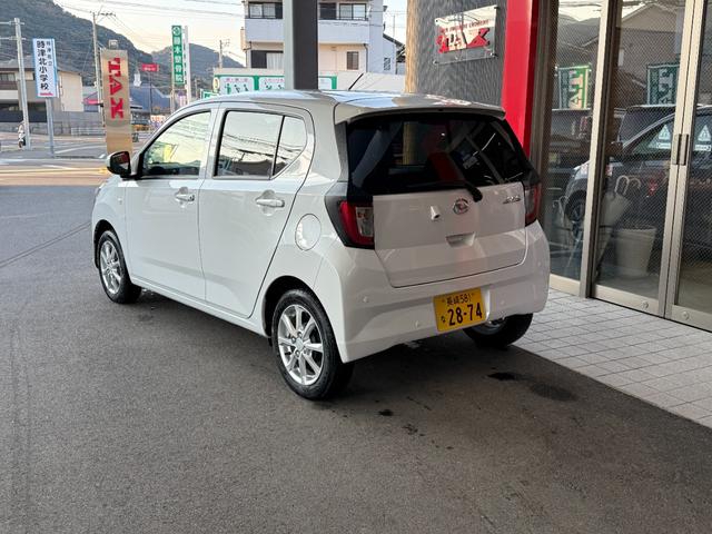 ミライース Ｇ　ＳＡＩＩＩ　メモリーナビ　フルセグ　バックカメラ　スマートキー　シートヒーター　スマートアシスト　ＬＥＤ　純正アルミ（3枚目）