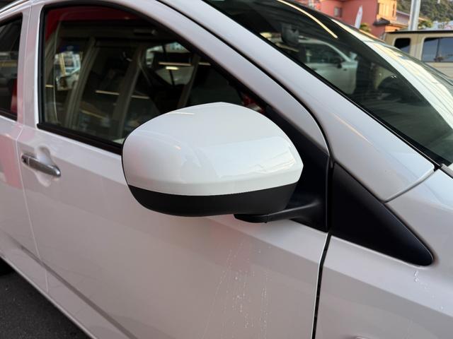 ミライース Ｇ　ＳＡＩＩＩ　メモリーナビ　フルセグ　バックカメラ　スマートキー　シートヒーター　スマートアシスト　ＬＥＤ　純正アルミ（18枚目）