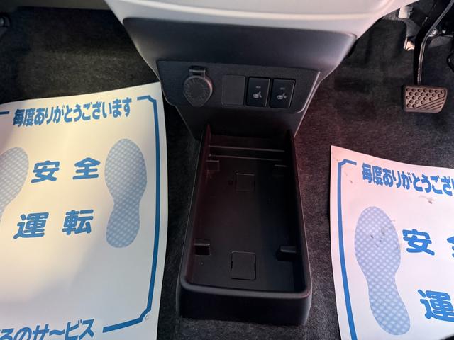 ミライース Ｇ　ＳＡＩＩＩ　メモリーナビ　フルセグ　バックカメラ　スマートキー　シートヒーター　スマートアシスト　ＬＥＤ　純正アルミ（13枚目）