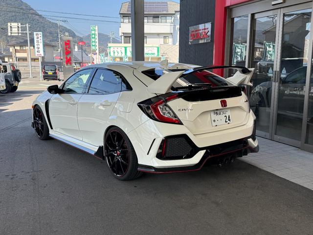 �V�ԁE���ÎԁE����̂��ƂȂ�s�`�w����ւ��܂����������I�ǎ��̒��ÎԂ𑽐��݌ɂ��Ă���܂��̂ŁA���Ў��ۂɂP�x�����������B