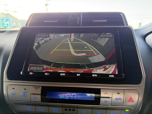 ランドクルーザープラド ＴＸ　Ｌパッケージ　９インチナビ　フルセグ　ＣＤ　ＤＶＤ　ＢＴ　ＵＳＢ　ＨＤＭＩ　バックカメラ　ＬＥＤライト　フォグランプ　ＥＴＣ　レザーシート　シートヒーター　エアシート　パワーシート　エアロ　スマートキー　１７インチ（14枚目）