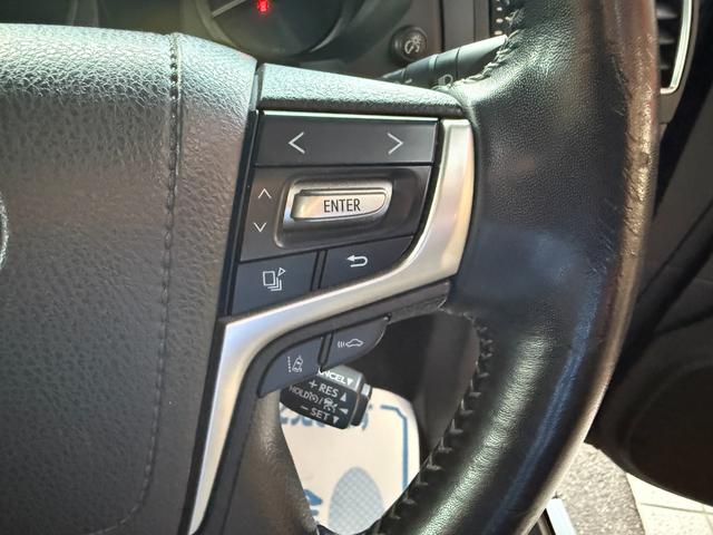 ランドクルーザープラド ＴＸ　Ｌパッケージ　９インチナビ　フルセグ　ＣＤ　ＤＶＤ　ＢＴ　ＵＳＢ　ＨＤＭＩ　バックカメラ　ＬＥＤライト　フォグランプ　ＥＴＣ　レザーシート　シートヒーター　エアシート　パワーシート　エアロ　スマートキー　１７インチ（18枚目）