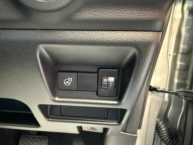 スペーシアカスタム ハイブリッドXS スマートキー 8インチナビ フルセグ CD DVD LEDライト フォグランプ ヘッドアップディスプレイ 両側パワースライド オットマン シートヒーター ステアリングヒーター セーフティサポート(25枚目)