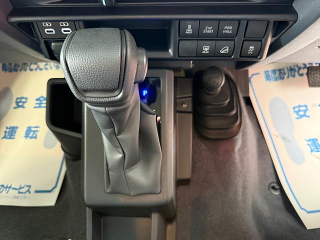 ランドクルーザー７０ ＡＸ　キーレス　メモリーナビ　フルセグ　ＣＤ　ＤＶＤ　バックカメラ　ＵＳＢ　ＥＴＣ２．０　ＬＥＤライト　フォグランプ　ハーフレザーシート　フロントアンダーカバー　リアアンダーカバー　１６インチＡＷ（6枚目）