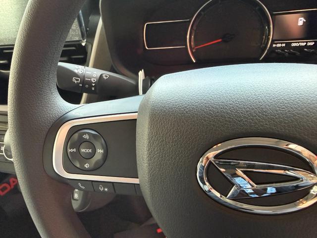 ムーヴ Ｘ　スマートキー　９インチＤオーディオ　フルセグ　ＢＴ　ＵＳＢ　ＨＤＭＩ　バックカメラ　ＬＥＤライト　左側パワースライドドア　ワイヤレス充電　スマートアシスト（11枚目）