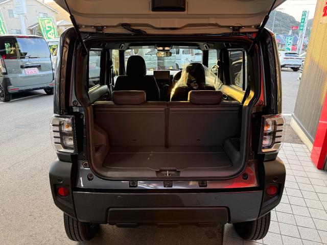 タフト Ｘ　スマートキー　９インチＤオーディオ　フルセグ　ＢＴ　ＵＳＢ　ＨＤＭＩ　バックカメラ　ＬＥＤライト　ガラスルーフ　スマートアシスト（19枚目）