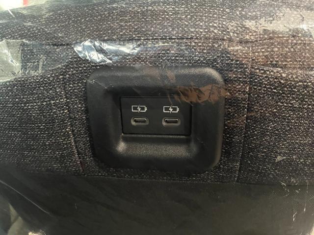 シエンタ ハイブリッドＺ　１０．５Ｄオーディオ　フルセグ　ＢＴ　ＵＳＢ　パノラミックビューモニター　両側パワースライド　ＬＥＤライト　ＥＴＣ２．０　ドラレコ前後　ＢＳＭ　セーフティ（8枚目）