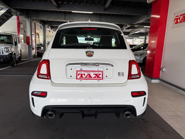 アバルト５９５ ベースグレード　キーレス　Ｄオーディオ　ＢＴ　ＵＳＢ　ＥＴＣ　ドライブレコーダー前後　ＨＩＤ　フォグランプ　５速ＭＴ（3枚目）