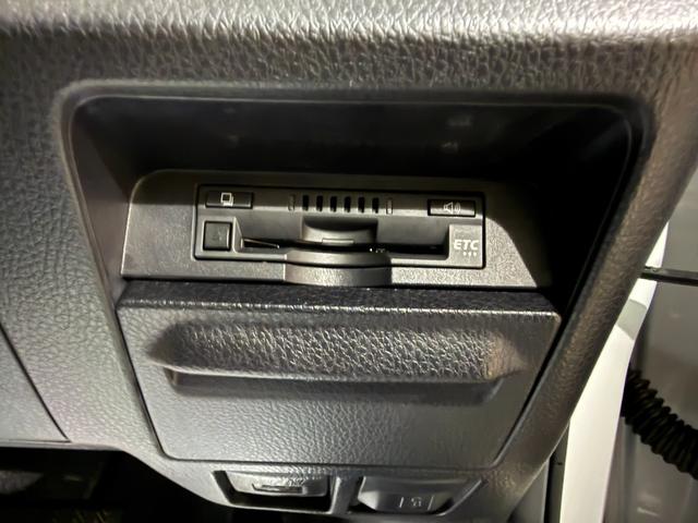 ノア Ｓｉ　ダブルバイビーＩＩＩ　１０インチナビ　フルセグ　ＣＤ　ＤＶＤ　ＢＴ　バックカメラ　スマートキー　ＬＥＤライト　フォグランプ　ＥＴＣ　ドライブレコーダー前後　両側パワースライド　ハーフレザーシート　１６インチＡＷ（32枚目）