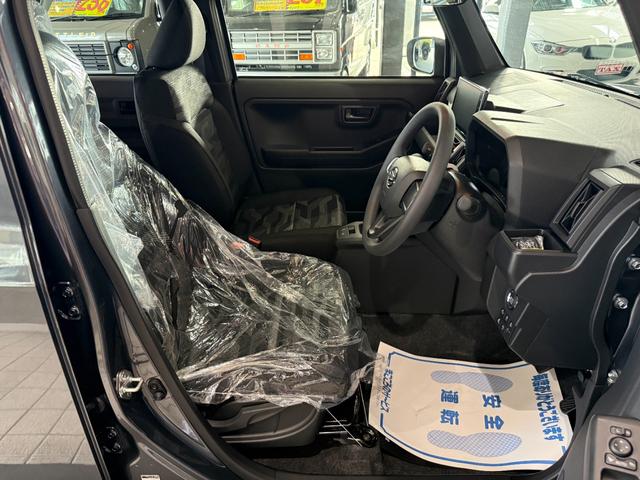 タフト Ｘ　スマートキー　９インチＤオーディオ　フルセグ　ＢＴ　ＵＳＢ　ＨＤＭＩ　バックカメラ　ＬＥＤライト　ガラスルーフ（12枚目）