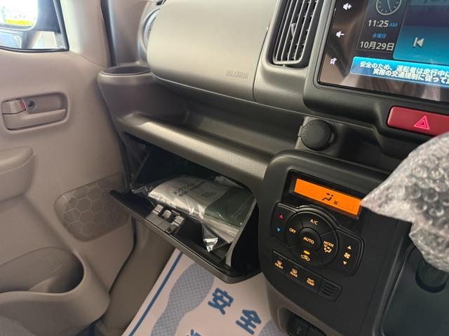 エブリイ Jリミテッド スマートキー ディスプレイオーディオ BT USB バックカメラ LEDライト シートヒーター 両側パワースライド セーフティサポート(4枚目)