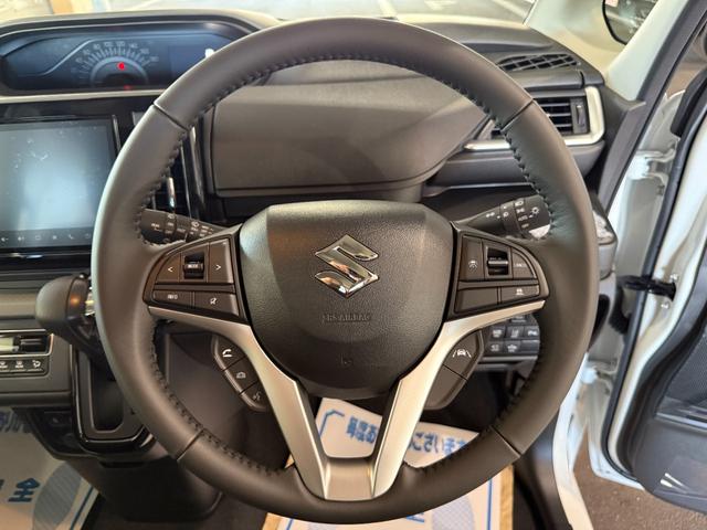 ソリオ ハイブリッドMZ スマートキー 9インチナビ フルセグ CD DVD BT USB 全方位モニター LEDライト フォグランプ シートヒーター ヘッドアップディスプレイ 両側パワースライド セーフティサポート(10枚目)