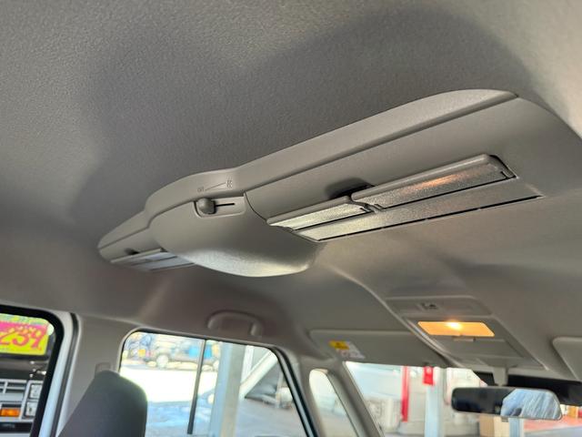 ソリオ ハイブリッドMZ スマートキー 9インチナビ フルセグ CD DVD BT USB 全方位モニター LEDライト フォグランプ シートヒーター ヘッドアップディスプレイ 両側パワースライド セーフティサポート(15枚目)