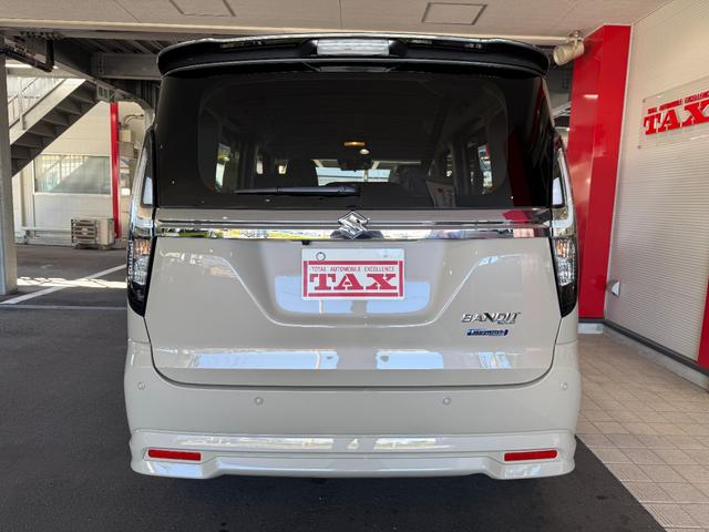 ソリオバンディット ハイブリッドＭＶ　スマートキー　９インチナビ　フルセグ　ＣＤ　ＤＶＤ　ＢＴ　ＵＳＢ　全方位モニター　ＬＥＤライト　フォグランプ　シートヒーター　両側パワースライド　ヘッドアップディスプレイ　セーフティサポート　ＢＳＭ（10枚目）