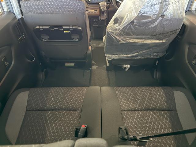 ソリオバンディット ハイブリッドＭＶ　スマートキー　９インチナビ　フルセグ　ＣＤ　ＤＶＤ　ＢＴ　ＵＳＢ　全方位モニター　ＬＥＤライト　フォグランプ　シートヒーター　両側パワースライド　ヘッドアップディスプレイ　セーフティサポート　ＢＳＭ（15枚目）