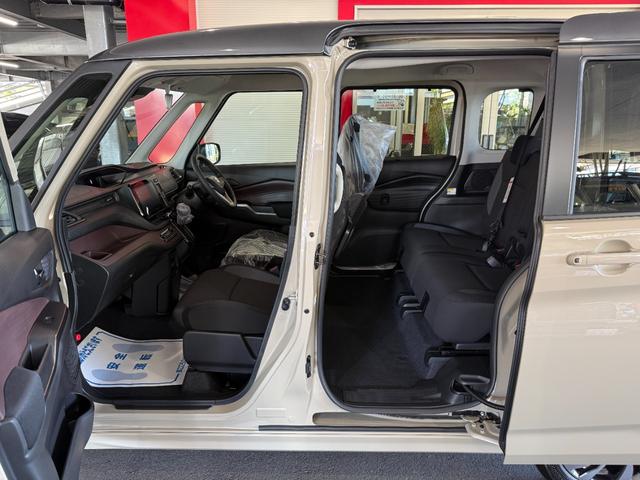 ソリオバンディット ハイブリッドＭＶ　スマートキー　９インチナビ　フルセグ　ＣＤ　ＤＶＤ　ＢＴ　ＵＳＢ　全方位モニター　ＬＥＤライト　フォグランプ　シートヒーター　両側パワースライド　ヘッドアップディスプレイ　セーフティサポート　ＢＳＭ（30枚目）