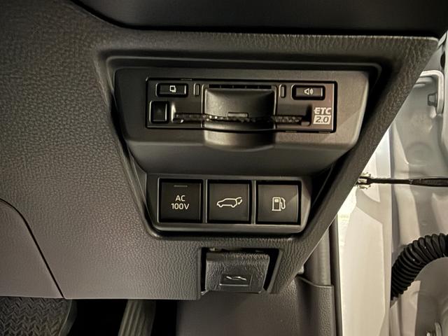 プリウス Ｚ　ＴＲＤフロントスポイラー　２０インチＡＷ　ローダウン　Ｄオーディオ　ナビ　フルセグ　ＢＴ　ＵＳＢ　ＨＤＭＩ　パノラミックビューモニター　デジタルインナーミラー　ムーンルーフ　パーキングサポート　ＢＳＭ（8枚目）