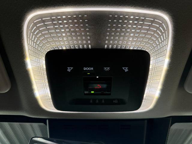 プリウス Ｚ　ＴＲＤフロントスポイラー　２０インチＡＷ　ローダウン　Ｄオーディオ　ナビ　フルセグ　ＢＴ　ＵＳＢ　ＨＤＭＩ　パノラミックビューモニター　デジタルインナーミラー　ムーンルーフ　パーキングサポート　ＢＳＭ（12枚目）