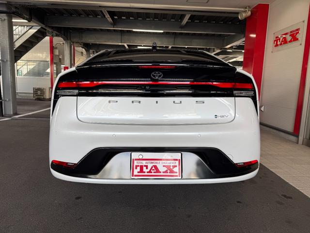 プリウス Ｚ　ＴＲＤフロントスポイラー　２０インチＡＷ　ローダウン　Ｄオーディオ　ナビ　フルセグ　ＢＴ　ＵＳＢ　ＨＤＭＩ　パノラミックビューモニター　デジタルインナーミラー　ムーンルーフ　パーキングサポート　ＢＳＭ（17枚目）